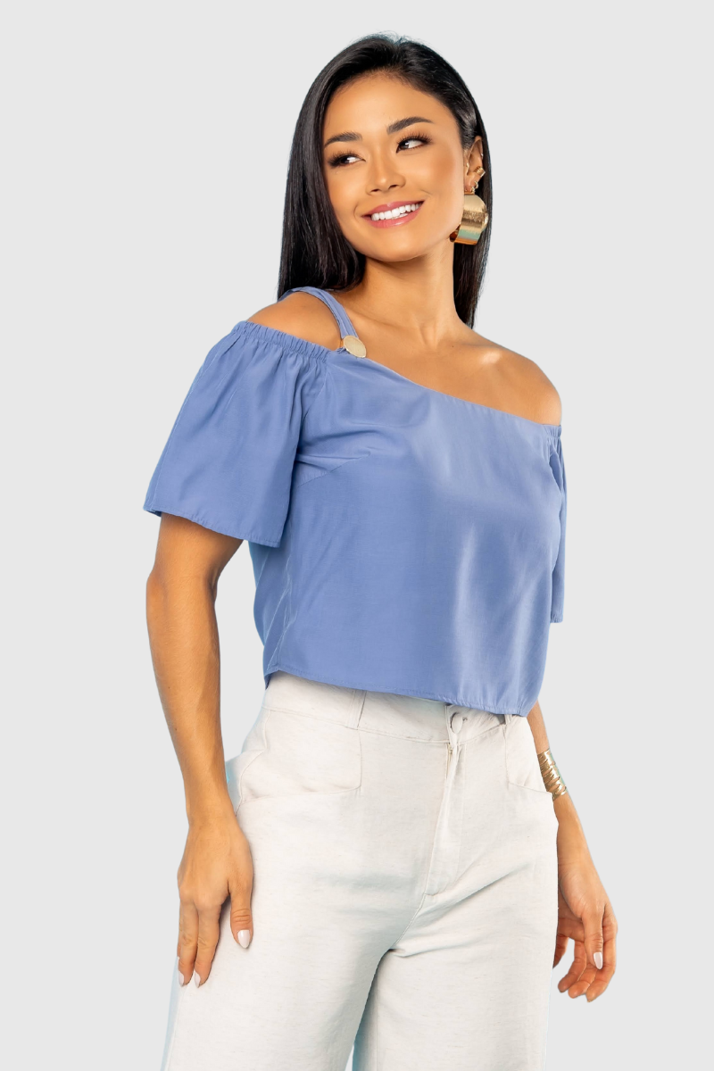 07 blusa feminina com aviamento azul
