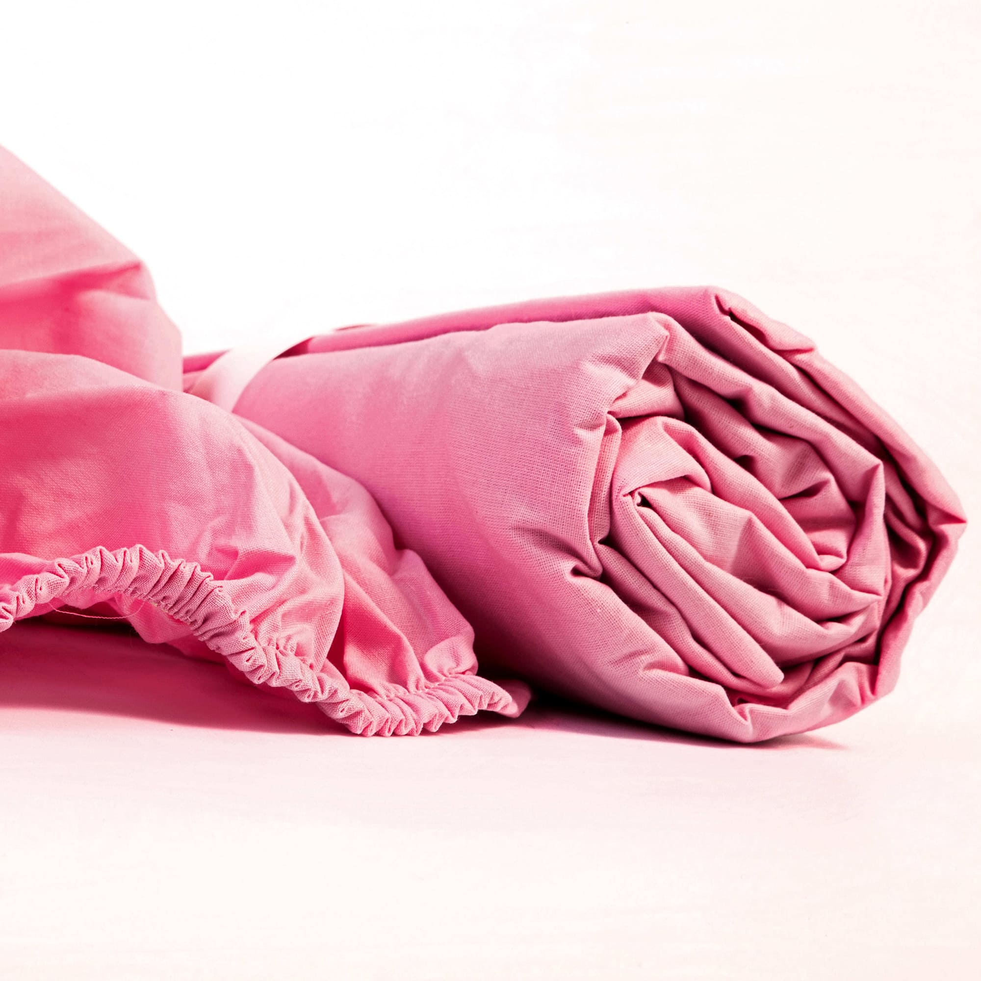 como dobrar lencol com elastico