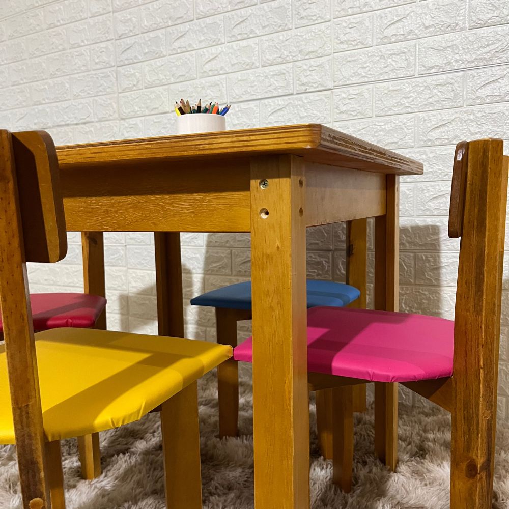 conjunto infantil 4 cadeirinhas 4
