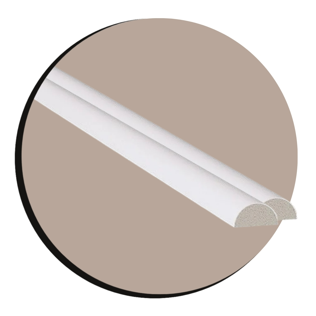 Meia-curva decorativa instalada na parede