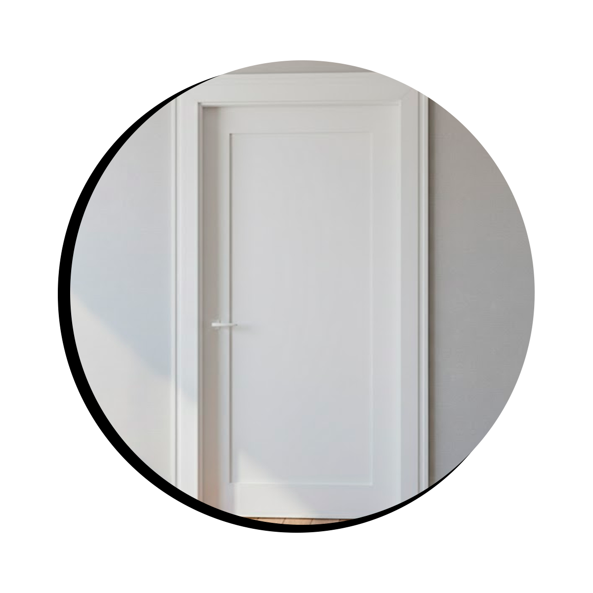 Guarnição de porta frisada branca 7cm instalada